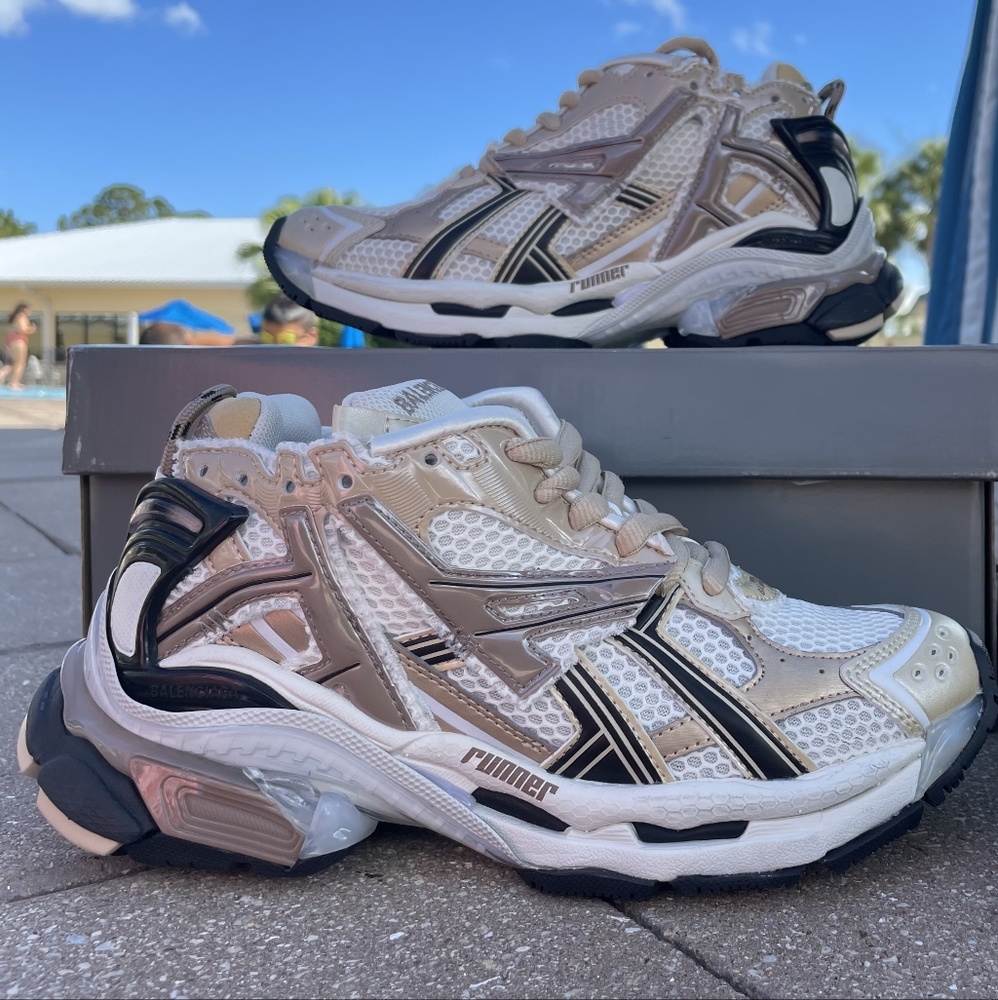 BALENCIAGA RUNNER Athletic Sneakers Shoes 37 Women’s 7 7.5 BEIGE (PRE-OWNED)